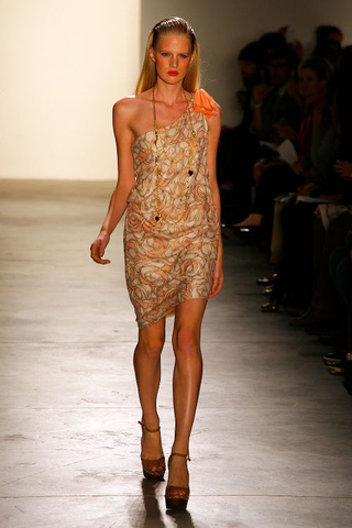 Illustration for article titled Erin Fetherston: Pretty, Wearable Clothes For The Young And Casual Heiress